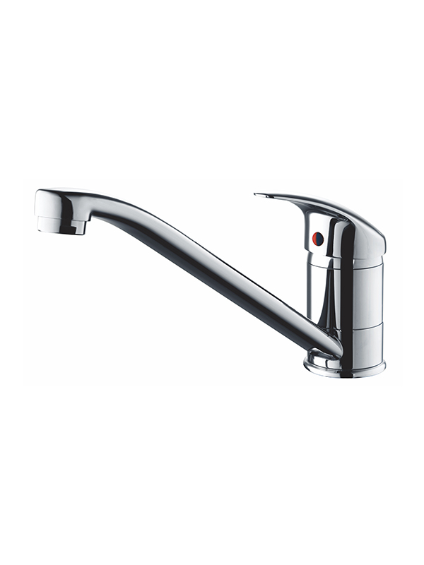 Kitchen Mixer Delivers Hot and Cold Water